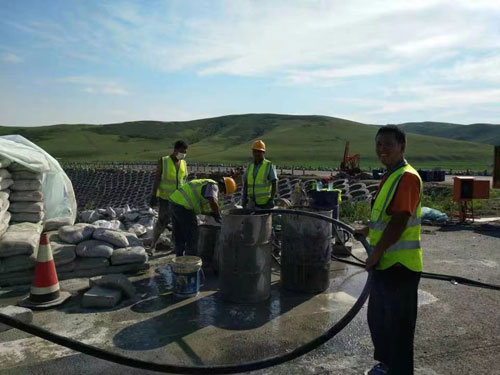 干河街道公路地聚物下沉注浆